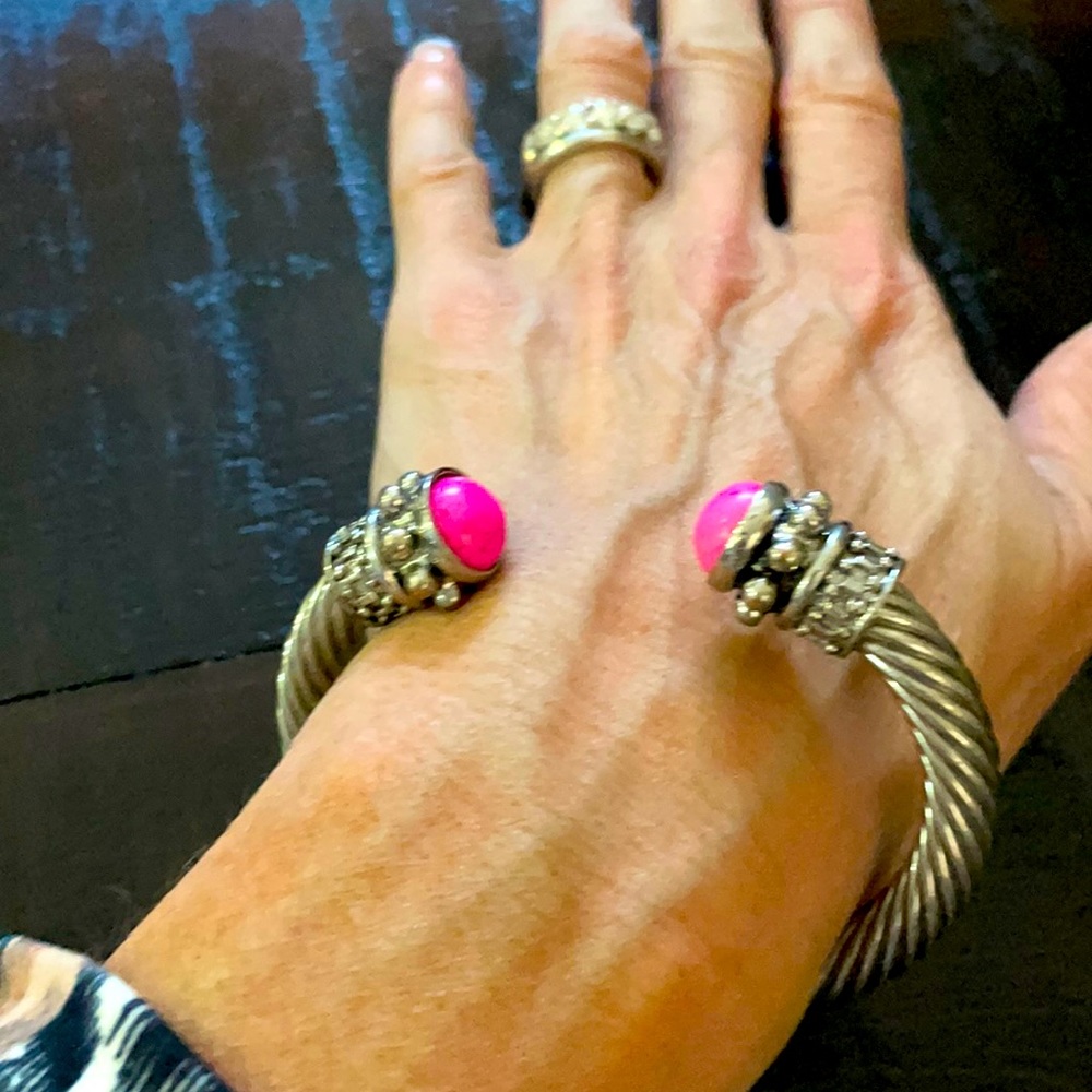 Cuff cable chunky Silver and Fushia bracelet